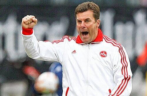 Will den Abstand zum Hauptkonkurrenten Mainz bis zum direkten Duell verringern: Club-Trainer Dieter Hecking.