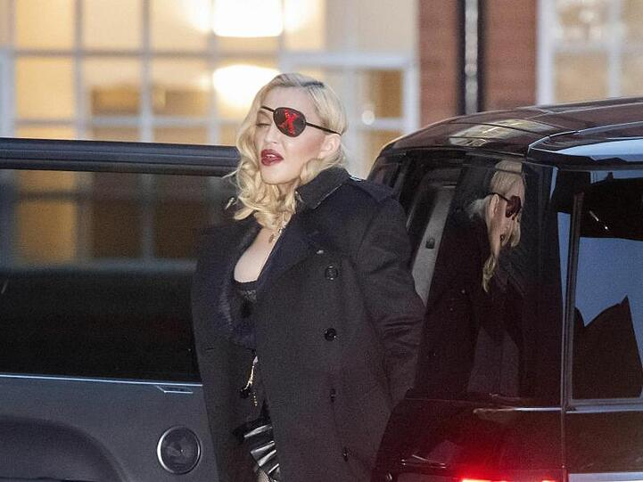 Kommt Madonna mit Augenklappe auch zum ESC?