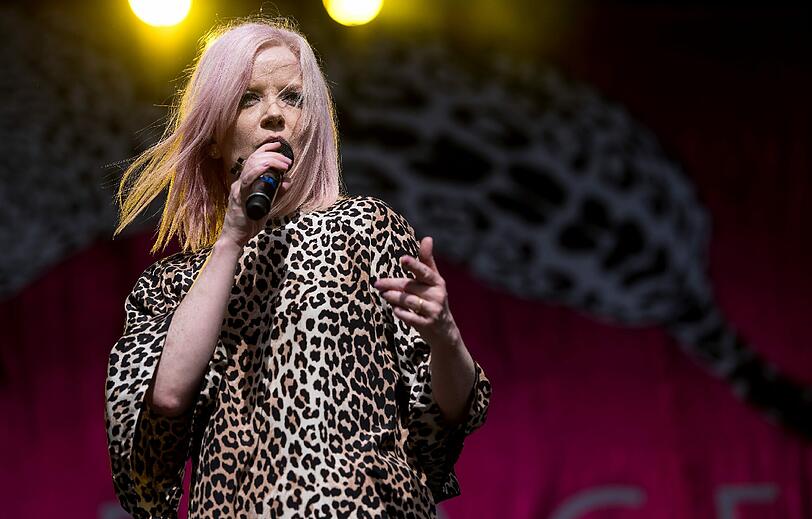 Shirley Manson, die Sängerin der Band "Garbage" bei Rockavaria in München.