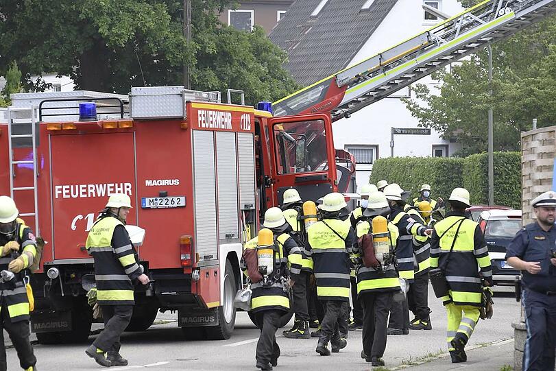 Der Dachstuhlbrand richtete einen erheblichen Schaden an, verletzt wurde zum Glück niemand.