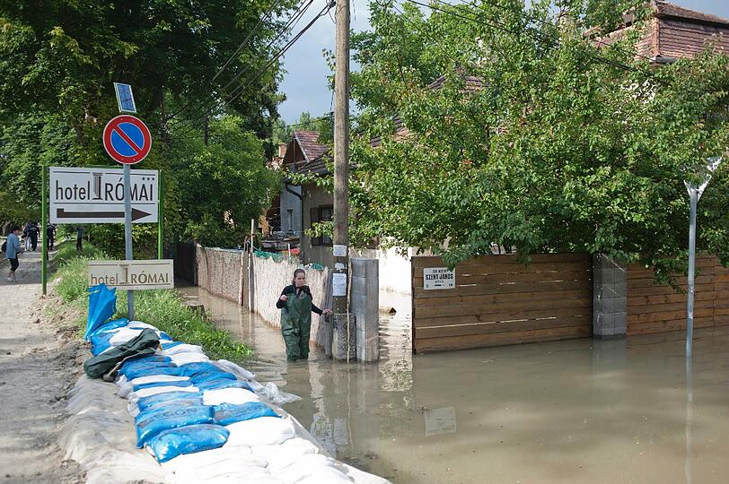Budapest scheint das Schlimmste überstanden zu haben. Hier gibt's die Bilder aus der ungarischen Hauptstadt.