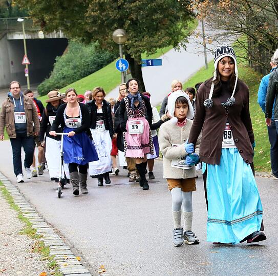 Die Bilder vom Trachtenlauf.