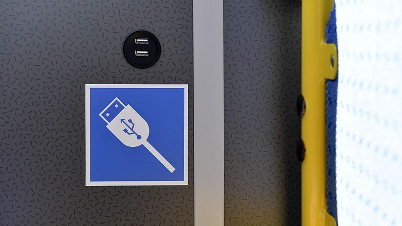 Einige Busse in München sind bereits mit USB-Buchsen ausgestattet.