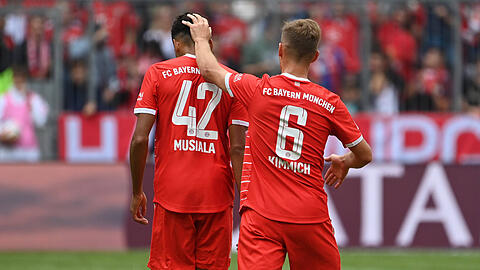 Bayern-Stars im Zentrum (v.l.): Musiala und Kimmich.
