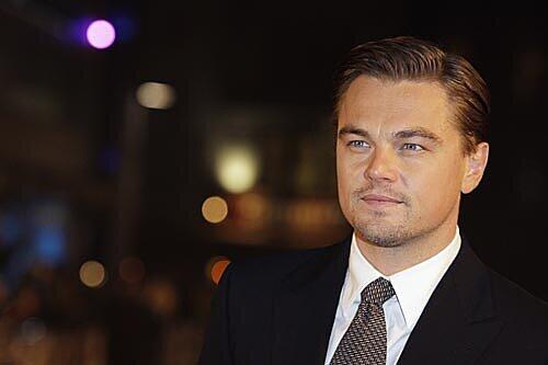 Er stellt das Filmfest auf den Kopf: Dabei hat Klima-Kämpfer Leonardo DiCaprio eigentlich nichts mit der Berlinale zu tun. Er ist für &bdquo;Cinema For Peace&ldquo; da.