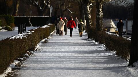 Vorsicht vor Gl&auml;tte - am Montag sollte man aufpassen.