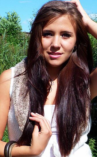 Sylvana ist 17 Jahre alt und will ab September die Fachoberschule in München besuchen.