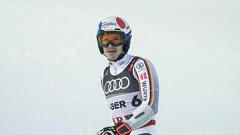 Linus Straßer muss mehrere Wochen mit dem Skirennsport pausieren.