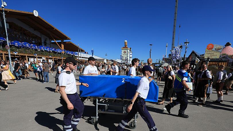 Etliche Male am Tag muss der Rettungsdienst auf dem Oktoberfest ausrücken.