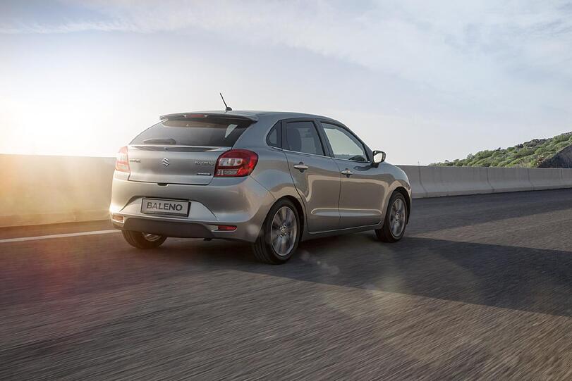 Der neue Suzuki Baleno ist innen wie außen ein gelungener Kleinwagen mit reichlich Platz.
