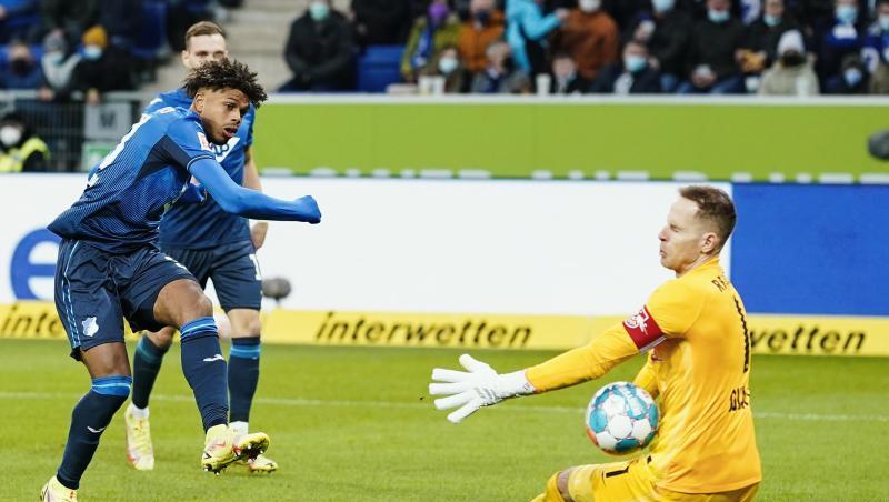 Hoffenheim earbeitete sich vor allem in der ersten Halbzeit viele Chancen.
