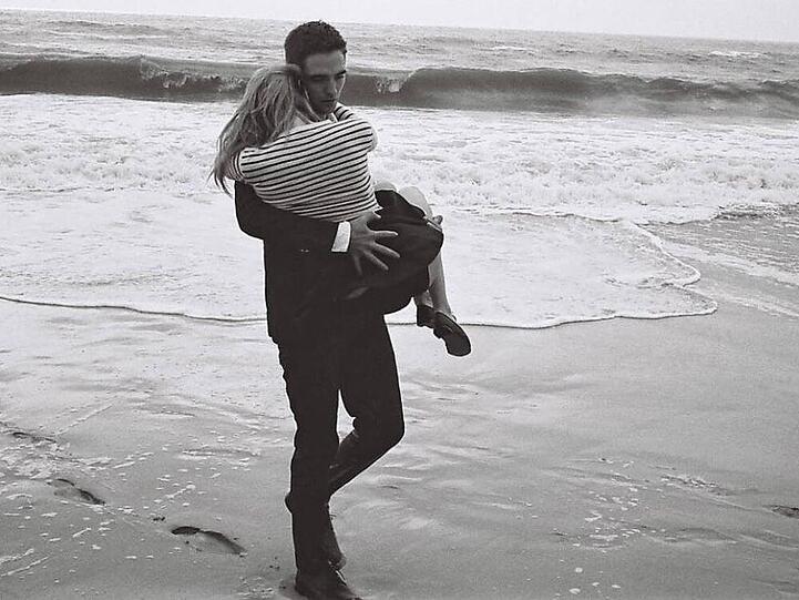 Robert Pattinson und Camille Rowe im neuen Dior-Werbespot