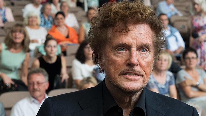 Dieter Wedel wird stationär in einem Krankenhaus behandelt.