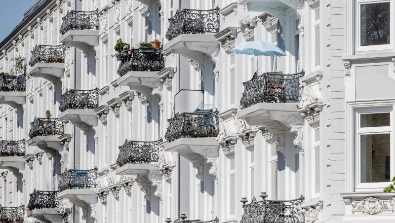 Immobilienkäufer werden bei Maklerkosten entlastet. Immobilienkäufer werden bei Maklerkosten entlastet.
