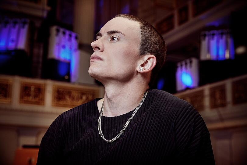 Der Organist Cameron Carpenter.
