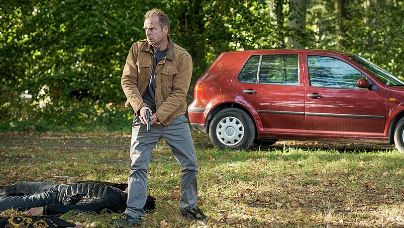 "Nord bei Nordwest: Pechmarie": Hauke Jacobs (Hinnerk Sch&ouml;nemann) trifft am Tatort ein.