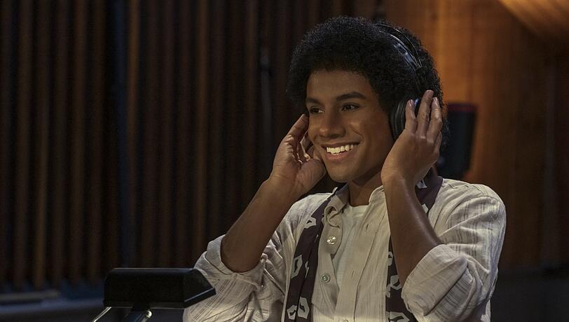 Ein t&auml;nzerischer, musikalischer Pop-Gott: Jaafar Jackson spielt im Film seinen Onkel Michael Jackson, ein musikalisches Genie.
