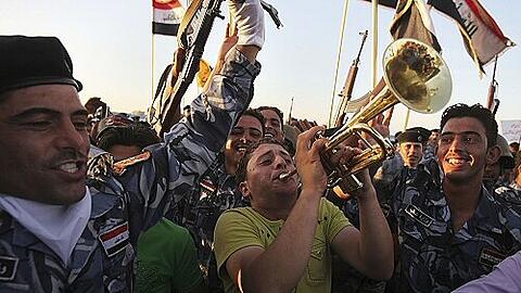 Jubel im Irak: Die Menschen feiern den Abzug der amerikanischen Truppen