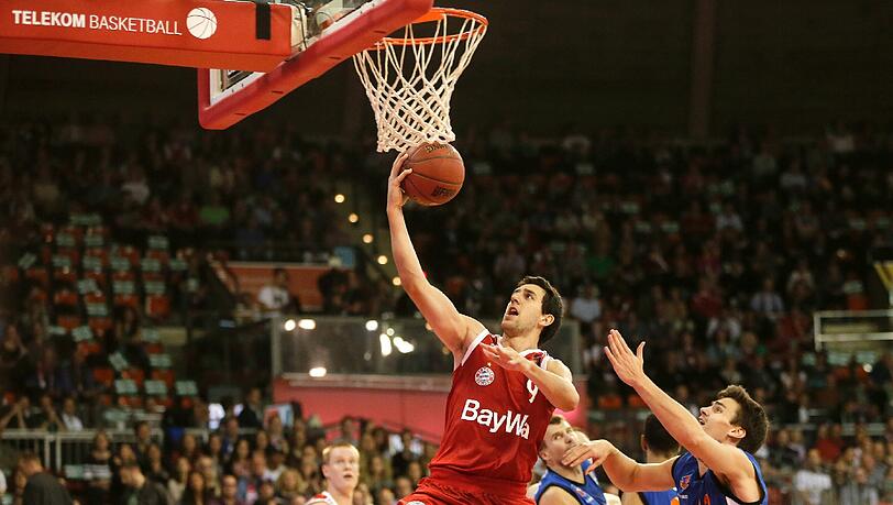 Die Bayern-Basketballer beim Sieg gegen den Mitteldeutschen BC. Die Bayern-Basketballer beim Sieg gegen den Mitteldeutschen BC.