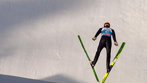 Patzte in der Qualifikation in Garmisch-Partenkirchen: Karl Geiger.