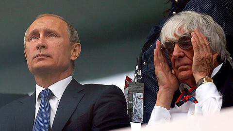 Bezeichnet sich gerne als größter Fan von Wladimir Putin (l.): Bernie Ecclestone.