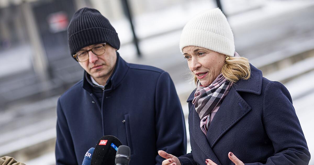 Bahnchefin-Palla-Hauptstrecken-nach-Wintersturm-wieder-frei