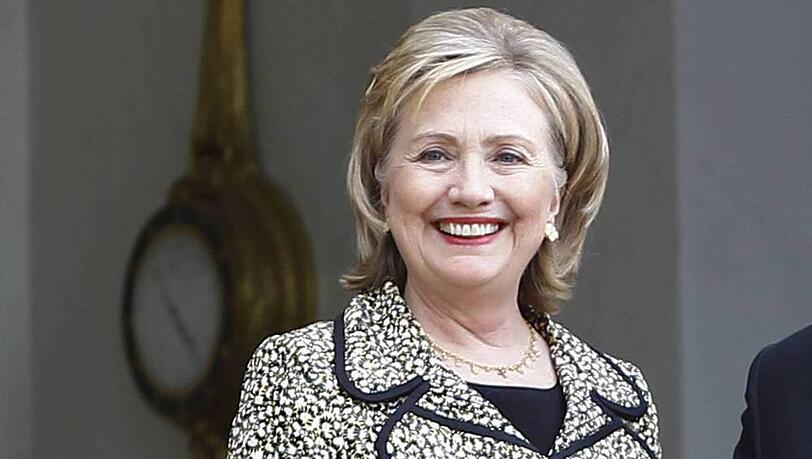 Polit-Profi Hillary Clinton bei einem Besuch des französischen Präsidenten Hollande in Paris Polit-Profi Hillary Clinton bei einem Besuch des französischen Präsidenten Hollande in Paris