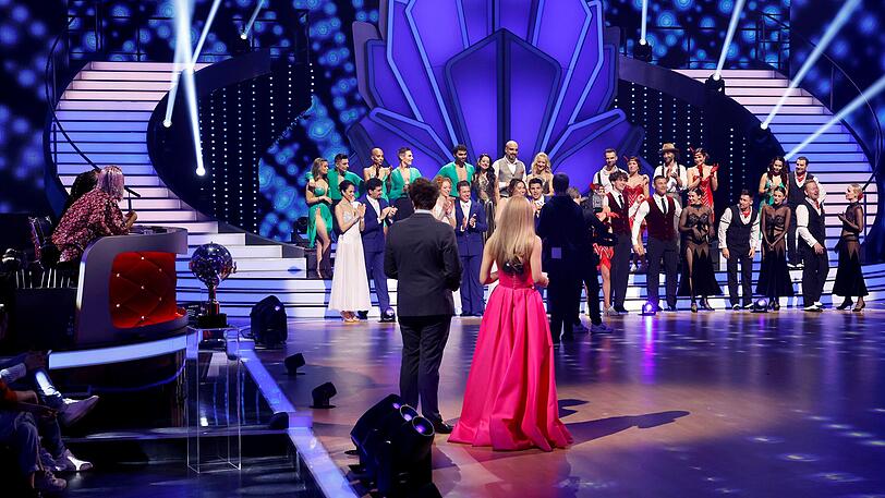 Wie viel Arbeit steckt hinter der Vorbereitung auf "Let's Dance" und was passiert hinter den Kulissen?