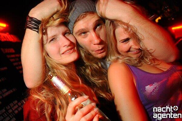 So heiß war der Fasching 2012 in den Münchner Clubs. Die Partybilder...
