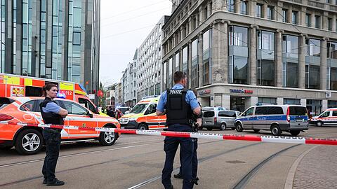 Ein mutma&szlig;licher Amokfahrer hat in Leipzig mehrere Menschen get&ouml;tet und verletzt.