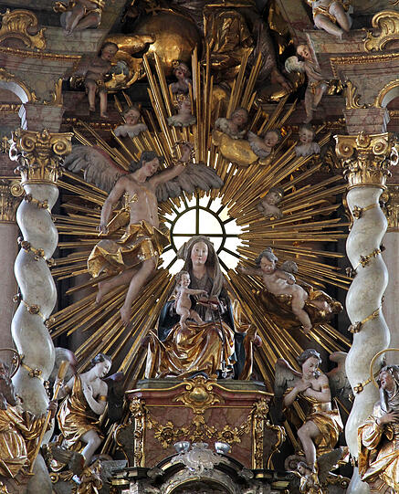 Hier hat unser Bürgerreporter geheiratet: das Gnadenbild von Maria am Altar der Kirche St. Maria.