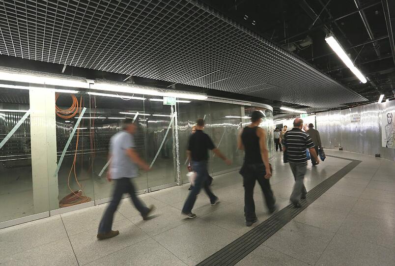 Schick und Schrott: Diese beiden Extreme bieten sich den Besuchern des Münchner Hauptbahnhofs dar. Die Bilder zum Durchklicken.