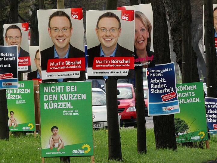 Wahlkampf in NRW: Plakate in Köln
