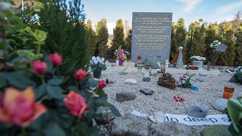 Gedenkstätte für die Opfer des Germanwings-Fluges 4U 9525 im französischen Le Vernet.