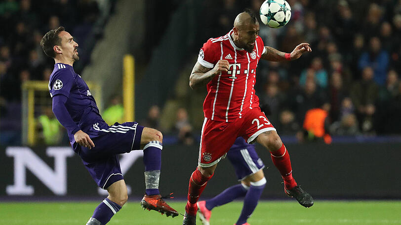 ARTURO VIDAL - NOTE 4. Sehr offensiv aufgestellt, als Antreiber und Ballschlepper im Mittelfeld. Mit teils merkwürdigem Zweikampfverhalten. Kam knapp zu spät, verpasste das 1:0 (33.).