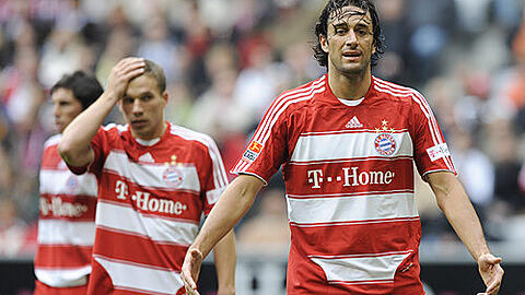 Schwere Aufgabe für Luca-Toni und Co.: Im Süd-Derby geht es gegen den VfB Stuttgart.