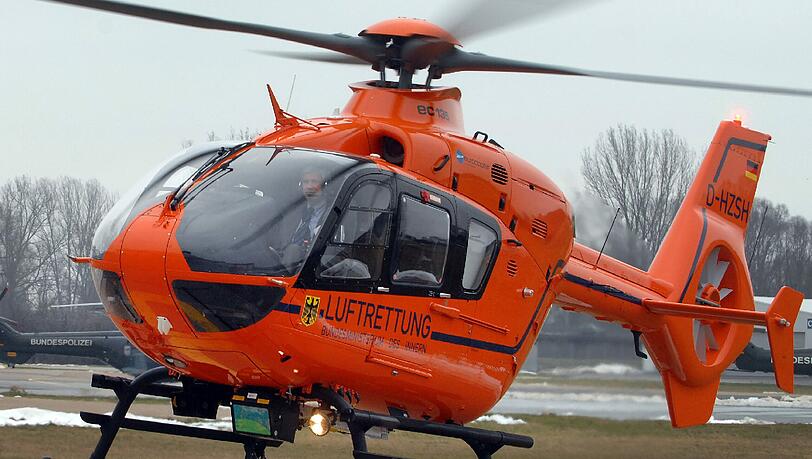 Der Hubschrauber war unweit einer Unfallstelle gelandet (Symbolbild). Der Hubschrauber war unweit einer Unfallstelle gelandet (Symbolbild).