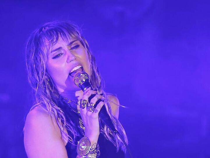 Miley Cyrus singt sich den Schmerz von der Seele.