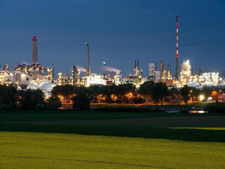 BASF in Ludwigshafen: Der Chemiekonzern hatte Ende Juni angekündigt, bis Ende 2021 weltweit 6000 Stellen zu streichen. Foto. Andreas Arnold
