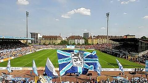 Die Heimat der Löwen, das Grünwalder Stadion.