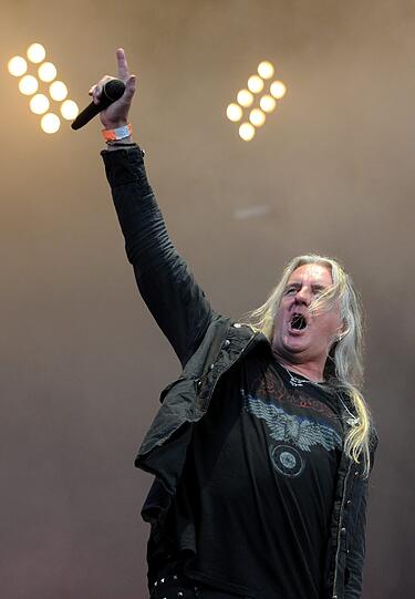 Peter Byford, Sänger der Band Saxon.