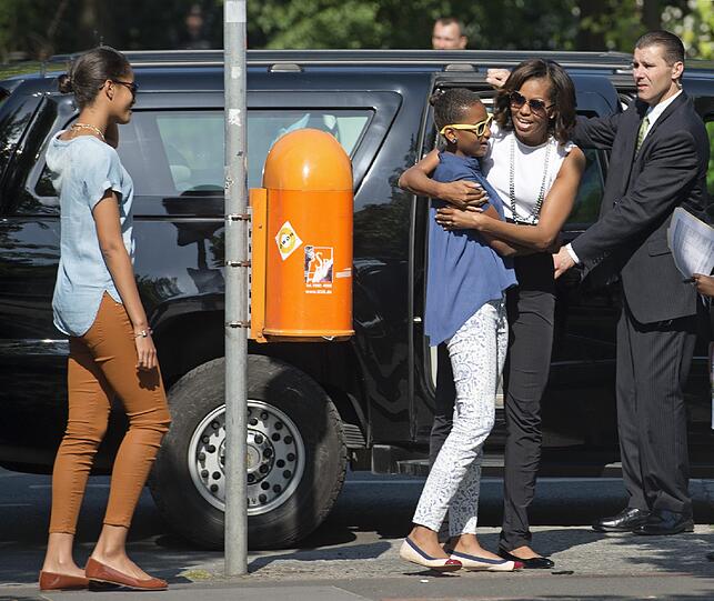 Michelle Obama und ihre Töchter unterwegs in Berlin. Die Bilder.