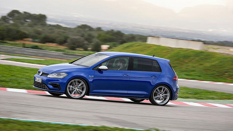 Schnell, stark, kompakt: Der um zehn auf 310 PS erstarkte Golf R ist ein waschechter Sportwagen für alle Tage.