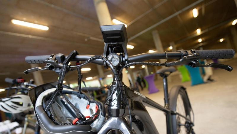 E-Bikes bei der Vorstellung einer Fahrradgarage der Robert Bosch GmbH.