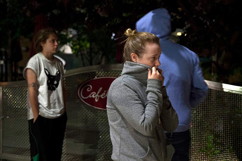 Bei einer Party in der kalifornischen Uni-Stadt Berkeley bricht ein Balkon ab. Sechs Studenten kommen dabei ums Leben.