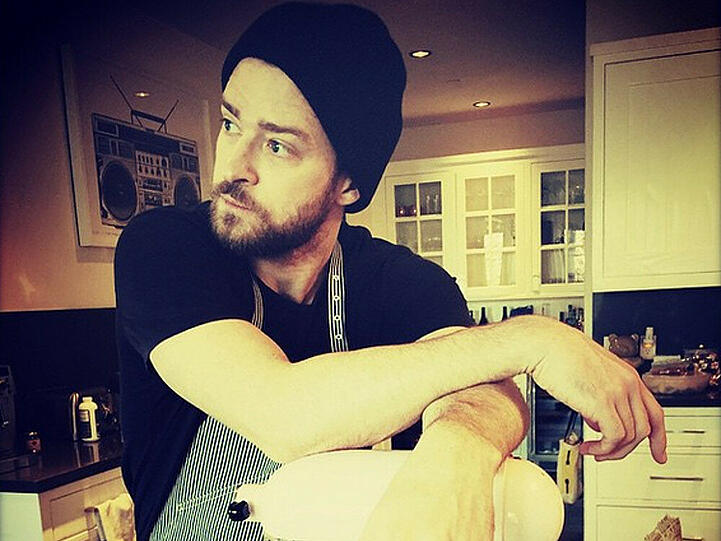 Ein echter Hausmann: Justin Timberlake probiert sich an Weihnachtsgebäck