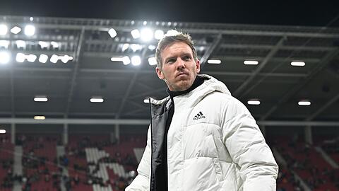 Ist nach drei Liga-Remis in Serie mit Bayern in Wolfsburg unter Zugzwang: Trainer Julian Nagelsmann.