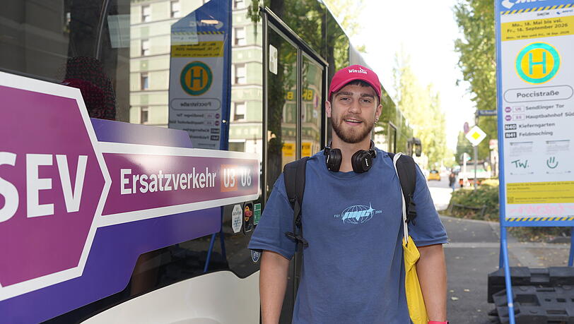 Mykhailo Miroshkin freut sich, dass er ab Samstag wieder mit der U3 durchfahren kann. Noch muss der 23-Jährige aber mit dem Schienenersatzverkehr auskommen. Mykhailo Miroshkin freut sich, dass er ab Samstag wieder mit der U3 durchfahren kann. Noch muss der 23-Jährige aber mit dem Schienenersatzverkehr auskommen.