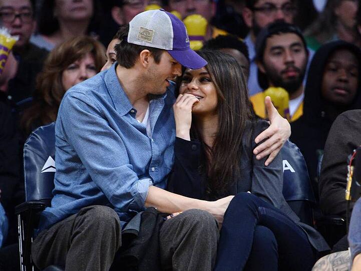 Ashton Kutcher und Mila Kunis waren Anfang des Jahres mehr mit sich als mit dem Spiel der Lakers beschäftigt