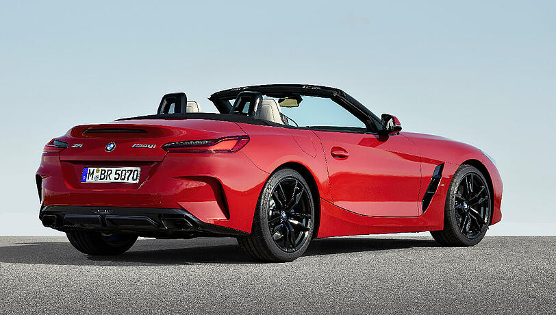War der BMW Z4 zuletzt ein weichgespültes Schönwetterauto, soll jetzt ein waschechter Sportwagen werden, der sich eher nach dem Porsche 718 Boxster streckt, als nach Audi TT oder Mercedes SLC.
